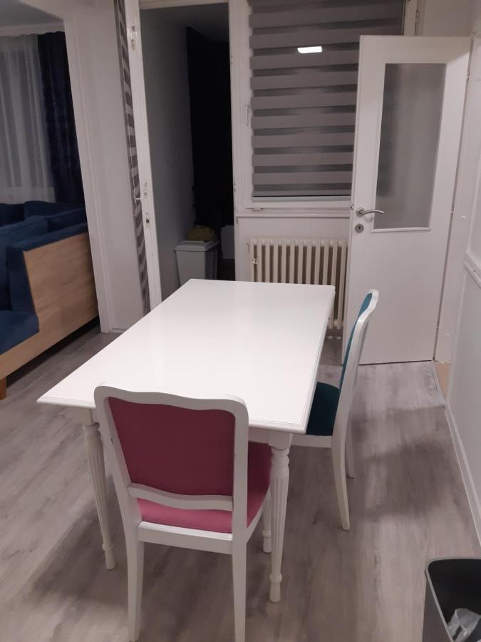 Appartement Tomy à Travnik Extérieur photo
