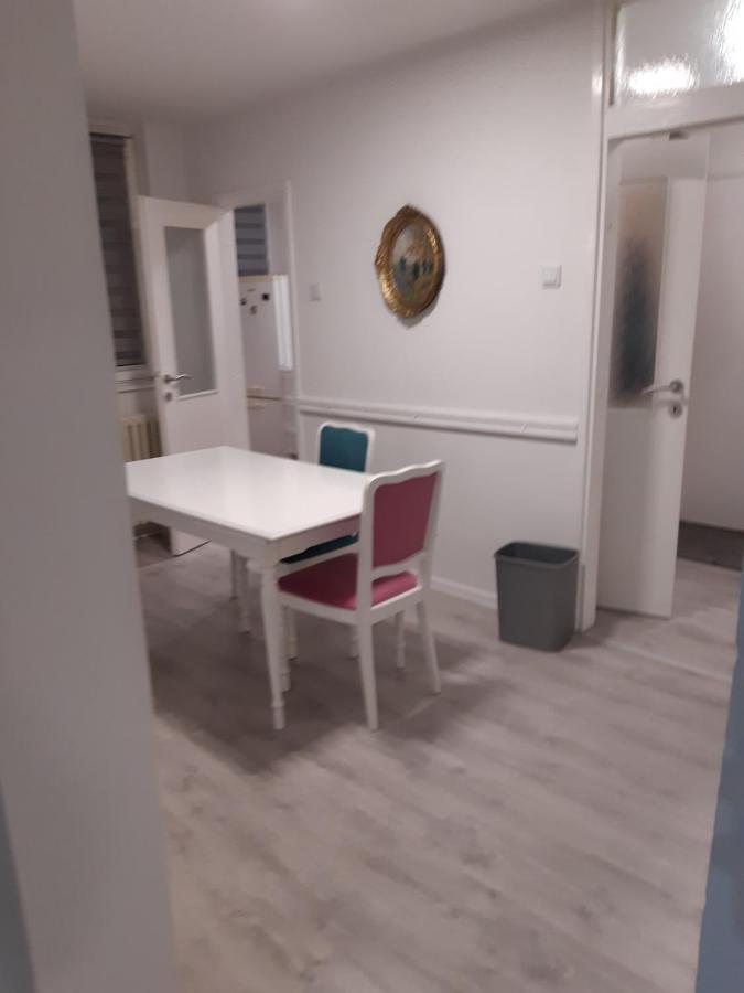 Appartement Tomy à Travnik Extérieur photo